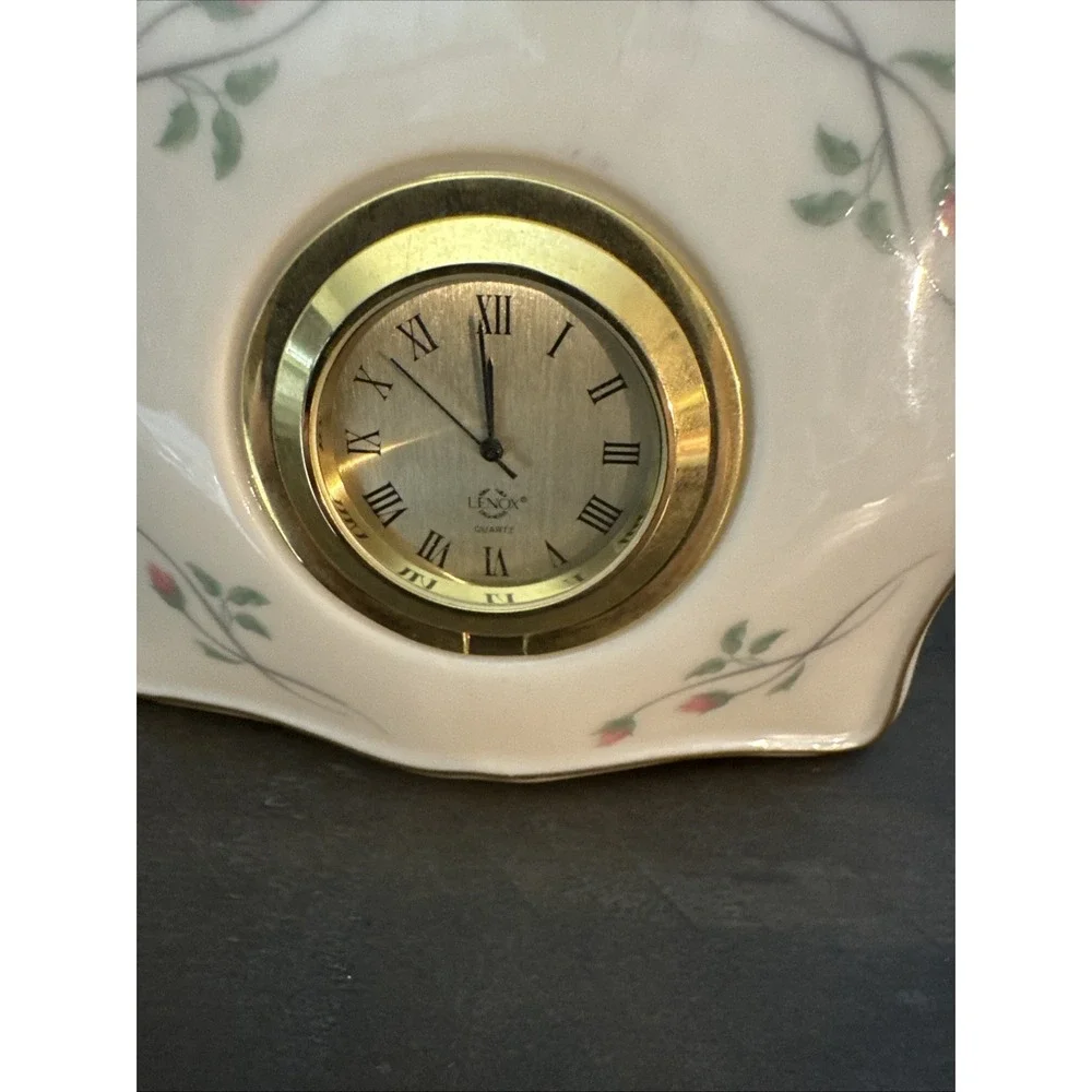 Lenox Rose Manor Small Porcelain Desk Clock‎ With Gold Trim & Flowers